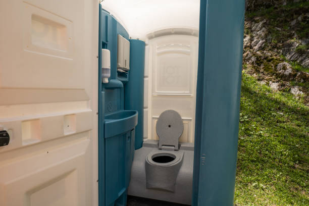 Portable Toilets for Disaster Relief Sites in Charlotte, TX